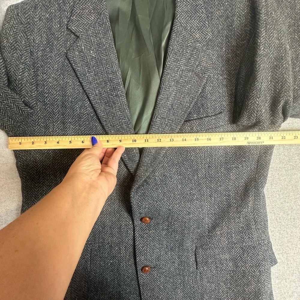 VTG Pure Wool Tweed Blazer Mens 43L Gray Herringbone Made in USA Two Button FLAW